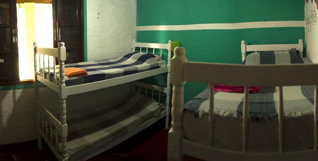 Hostel Casa Da Malu Abraão Eksteriør billede